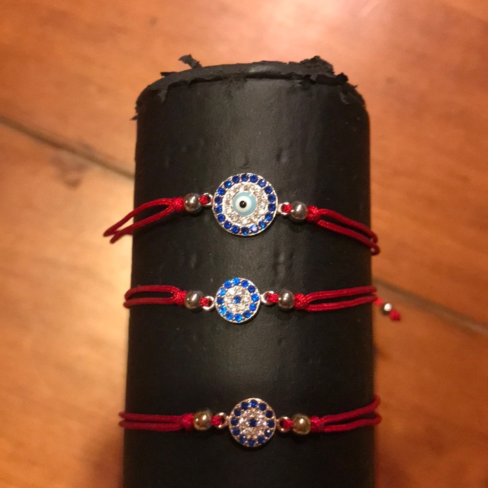 Bracelets - Picture 2 of 5